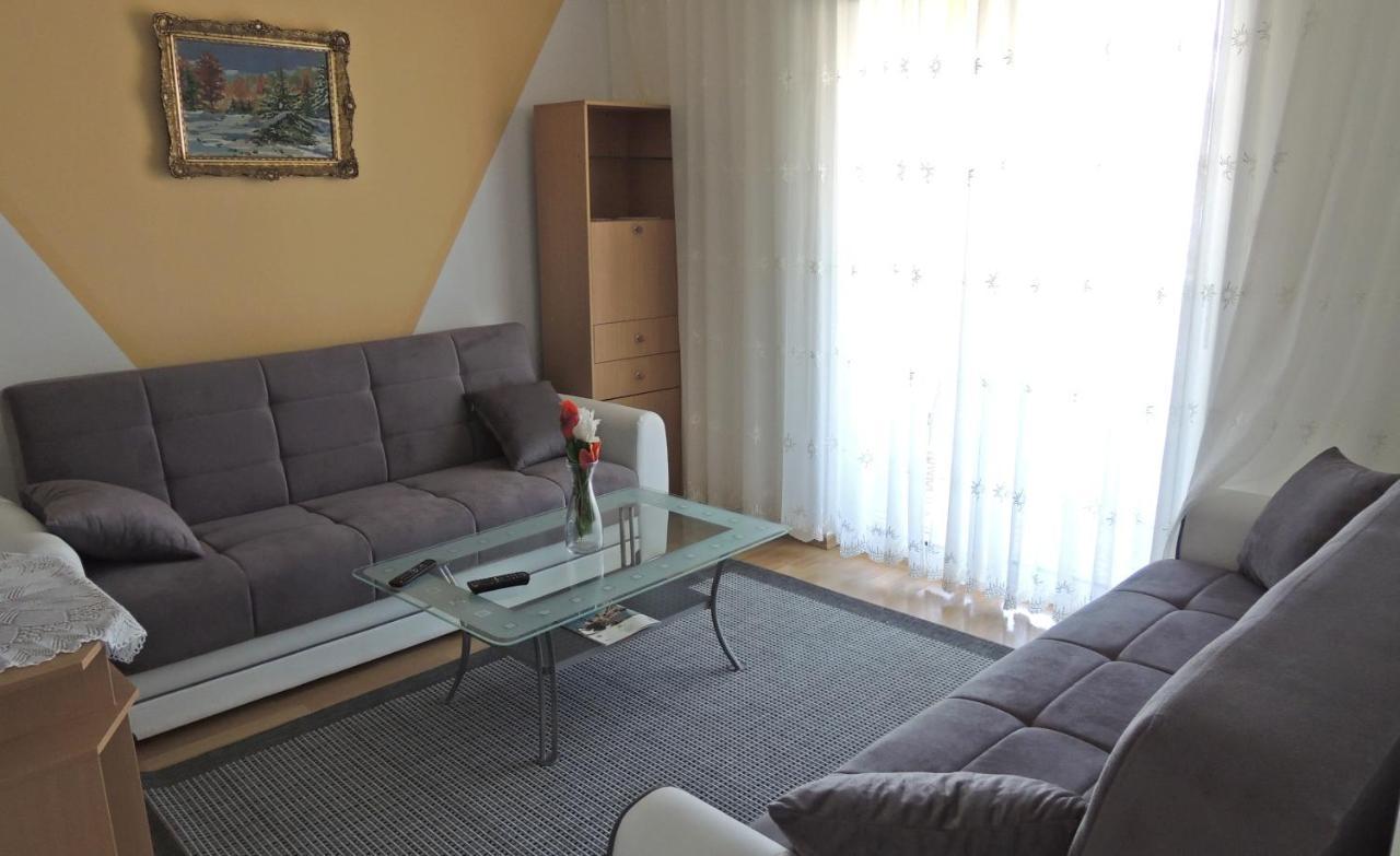 Apartman Husic Pag Town Exterior foto