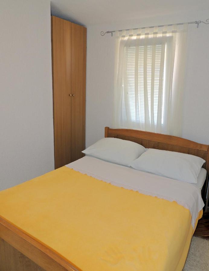 Apartman Husic Pag Town Exterior foto